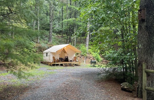 Deep Gap Cabin | Cozy Glamping Tent near Boone with AC