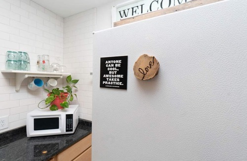 Old Irving Park House | Cozy golden gate cutie