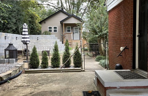 Hickory House | Cozy Guest House located near downtown! nnnnnnnnnnnnnnnnnnnnnnnnnnnnnnnnnnnnnnnn