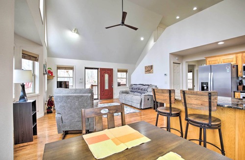 Hayesville Cabin | Cozy Hayesville Retreat w/Deck & Mtn Views!