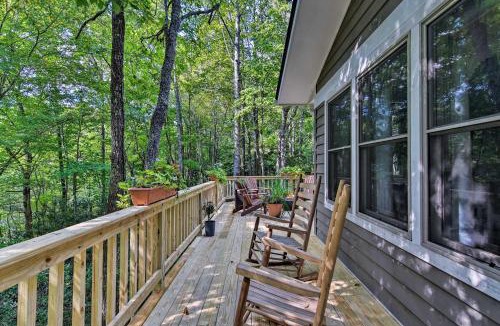 Black Mountain House | Cozy Hideaway with Grill, 17 Mi to Asheville