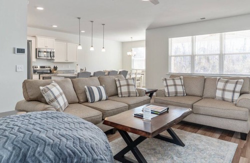 Murraysville House | Cozy Home in Carolina with Family Arcade - 4bd/2ba