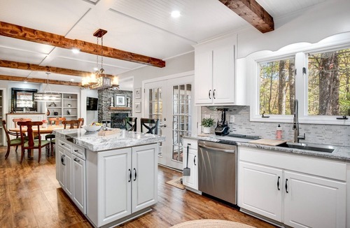 Highlands Hills House | Cozy home, just minutes from Main St.