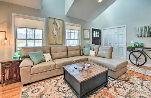 Waynesville House | Cozy Home with Fire Pit, Near Great Smoky Mountains!