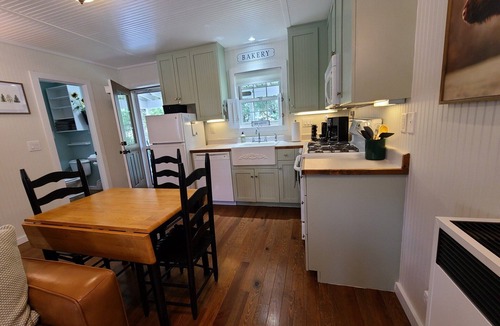 Altamont Cottage | Cozy Linville River Cottage-Newland, NC "Mountain Thyme"