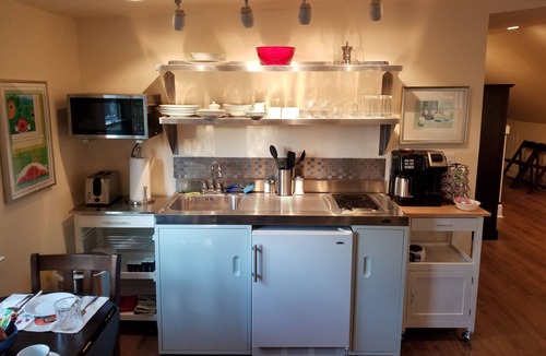 Cahal Street Group Apartment | Cozy loft. Near downtown Nashville. 40% Monthly Discount. 30 day minimum stay.