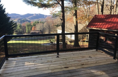 Vilas Cabin | Cozy Log Cabin - 7.5 miles from Downtown Boone NC/App St/Pet Friendly