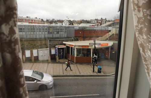 Forest Hill Apartment | Cozy Modern apartment; 13 minutes to London Bridge