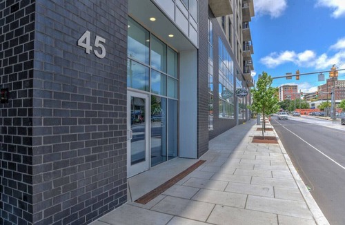 Asheville Apartment | Cozy Modern Downtown Condo with Balcony
