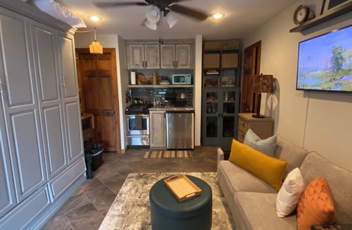 Apple Ridge Apartment | Cozy Mountain Getaway