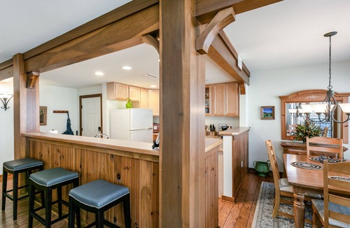 Mountain Air Condo | Cozy Mtn Retreat w/Hiking & Views - Pet Friendly!