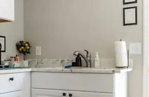 Statesville House | Cozy, Newly Updated 2 Bedroom