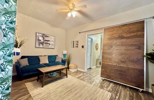Villa Heights House | Cozy NoDa Stay Near Uptown