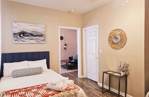 Villa Heights House | Cozy NoDa Stay Near Uptown