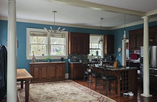 Statesville Apartment | Cozy private 1Bed 1Bath all amenities included in charming downtown Statesville.
