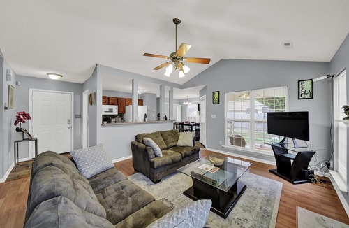 Stallings House | Cozy Ranch