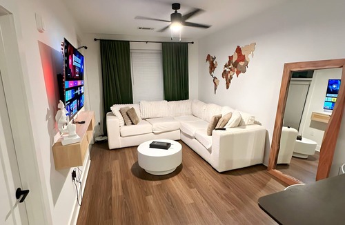 NoDa Apartment | Cozy Retreat in Heart of NoDa