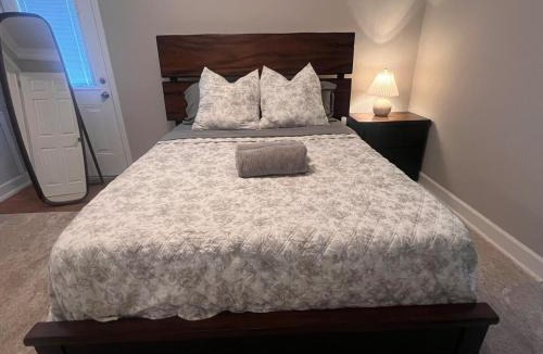 Winston - Salem House | Cozy Stay Near DT with Deck and Yard