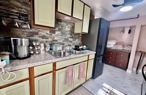 Medina House | Cozy Tiny Home - Open Concept - Minimal Medina