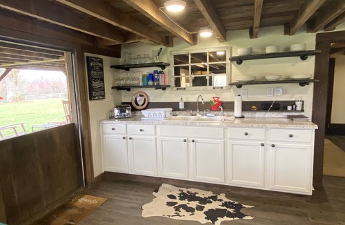 Arlington House | Cozy updated barn on 50+ acres!