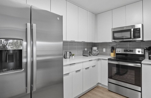 Charlotte Center City Apartment | Cozy Urban Getaway | Free Parking, Gym, Stadium