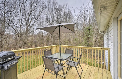 Winston - Salem House | Cozy Winston-Salem Home Near Parks and Golfing!