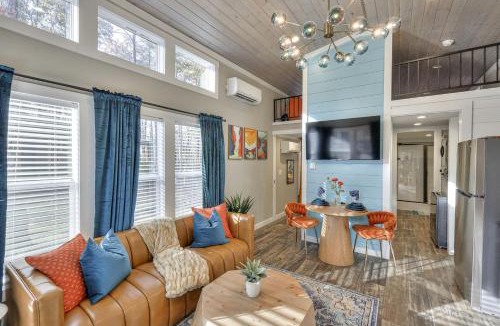 Tracy City House | Cozy Wooden Cabin Surrounded by Trees in Monteagle, Tennessee