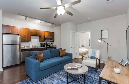 Hillsboro Village Apartment | CozySuites Music Row Spacious 1BR in Nashville! 11