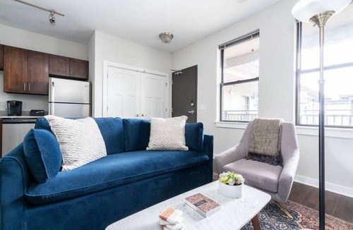 Hillsboro Village Apartment | CozySuites Music Row Elegant 1BR in Nashville! 15