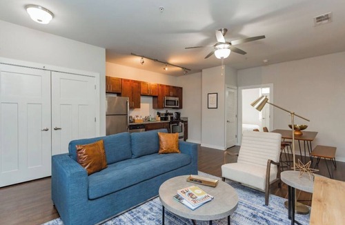 Music Row Apartment | CozySuites Music Row Alluring 1BR in Nashville! 13