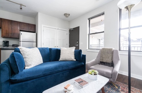 Hillsboro Village Apartment | CozySuites Music Row Elegant 1BR in Nashville! 21