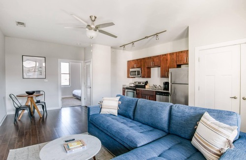 Hillsboro Village Apartment | CozySuites Music Row Chic 1BR in Nashville! 27