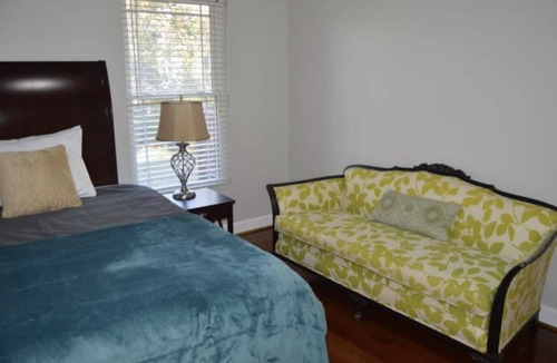 Third Ward House | Craftsman Style home, located a mile walk from Uptown Charlotte