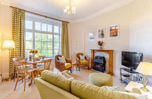 Waterhead House | Crag View