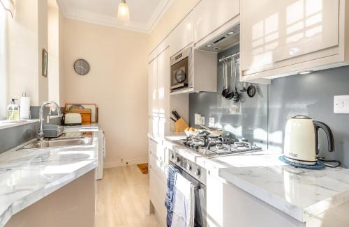 Waterhead House | Crag View
