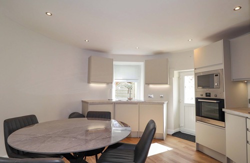 Banff Cottage | CRAIG COTTAGE, pet friendly, with open fire in Banff