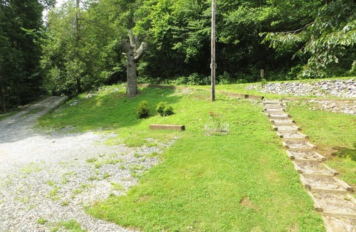 Robbinsville House | Creek front within 1/2 mile of Big Snowbird Creek and no neighbors