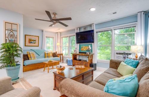 Hendersonville Apartment | Creekside Hendersonville Haven Hot Tub and Fire Pit
