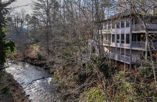 Otto House | Creekside Lodge
