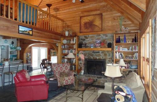 Robbinsville Bed & Breakfast | Creekside Paradise Bed and Breakfast
