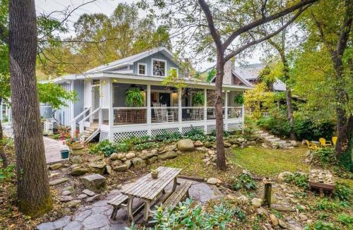Bryson City House | Creekside Quarters - Modern Farmhouse with Deep Creek your Backyard Oasis