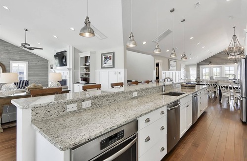 Pine Island House | Crew Quarters - 16BR Oceanfront with Elevator, Pool and More!