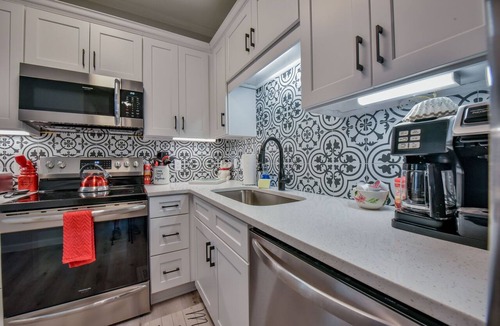 Tuscaloosa Condo | Crimson Court - Book Now for Football!