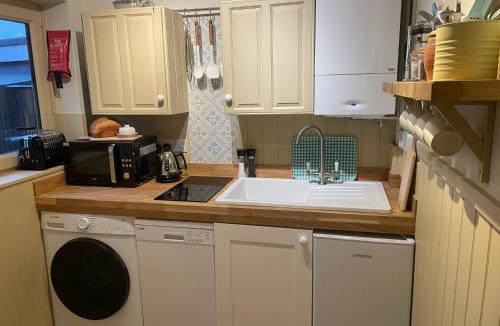 Woolbeding Apartment | Crispins Corner