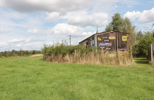 Gloucester Cabin | Crows Cabin, Gloucester