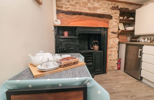 Kirkbymoorside Cottage | Crumbles Hideaway, Kirkbymoorside