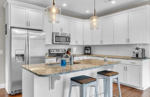 Newport House | Crystal Coast Charmer