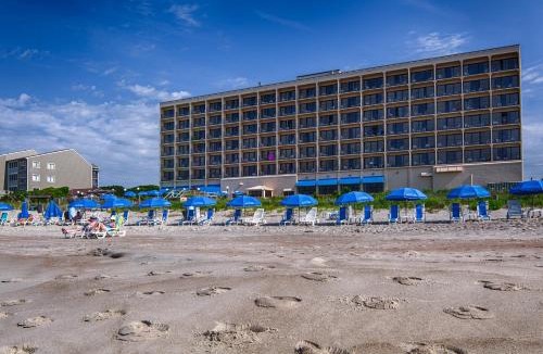 Pine Knoll Shores Hotel | Crystal Coast Oceanfront Hotel