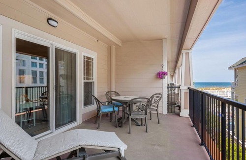 Kill Devil Hills House | CSC3E Afternoon Delight