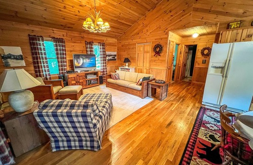 Jefferson Cabin | Cuddle Up by the Cabin Fireplace @ Edelweiss